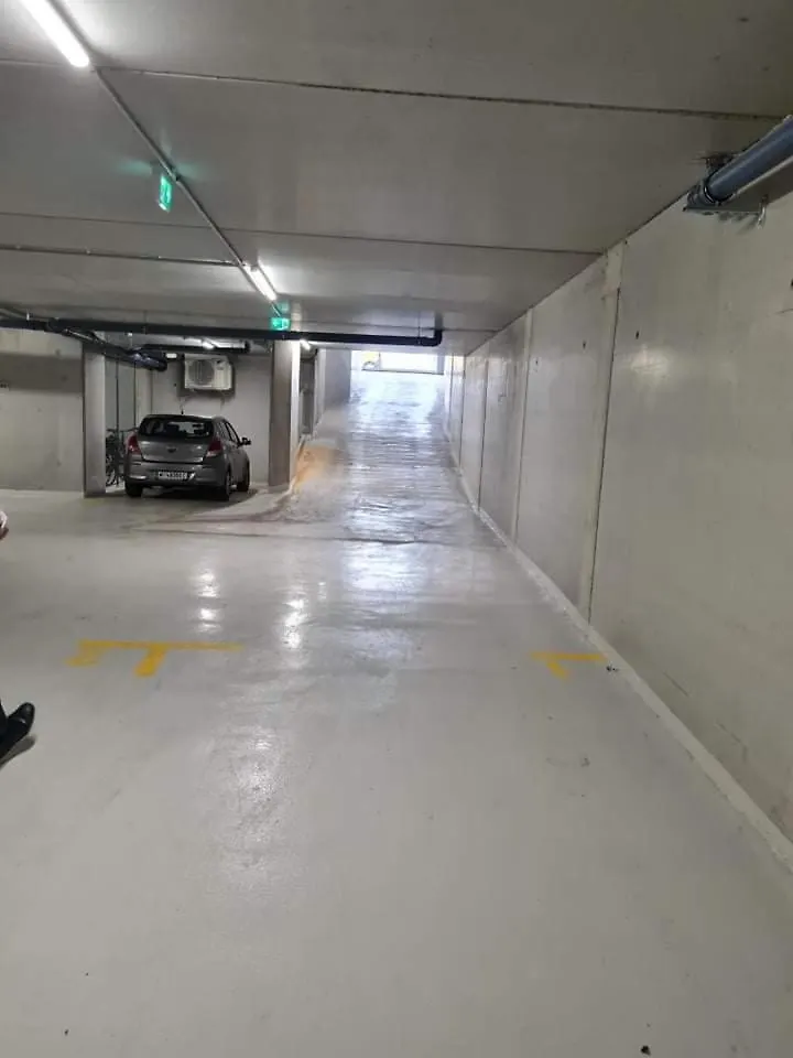 Beautiful Apartment With Parking, Brilliant Location Vienna
